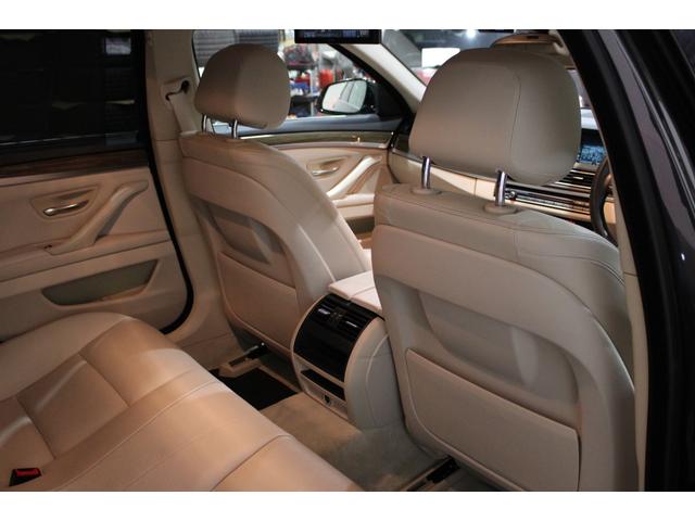 5シリーズ 523dツーリング モダン 後期型 後期専用マルチ液晶メーター ホワイトインテリア インテリジェントS 衝突軽減 レーンA ナビ地デジBカメラ クルコン 電動バックドア リアモニター アルピナタイプ新品21AW 新品タイヤ(32枚目)