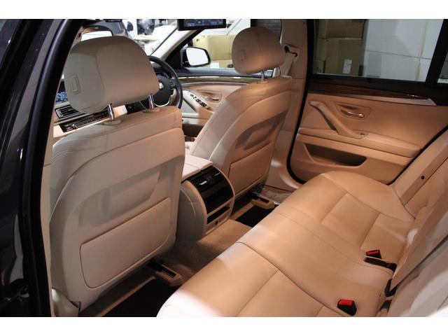 5シリーズ 523dツーリング モダン 後期型 後期専用マルチ液晶メーター ホワイトインテリア インテリジェントS 衝突軽減 レーンA ナビ地デジBカメラ クルコン 電動バックドア リアモニター アルピナタイプ新品21AW 新品タイヤ(42枚目)