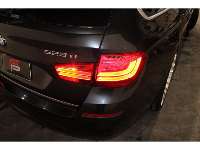 5シリーズ 523dツーリング モダン 後期型 後期専用マルチ液晶メーター ホワイトインテリア インテリジェントS 衝突軽減 レーンA ナビ地デジBカメラ クルコン 電動バックドア リアモニター アルピナタイプ新品21AW 新品タイヤ(64枚目)