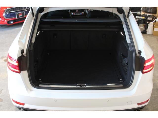 Ａ４アバント ２．０ＴＦＳＩ　ワンオーナー禁煙　新品コンプリート　ＡＣＣ　衝突軽減　レーンＡ　サイドＡ　バーチャルＣ　黒革　マトリクスＬＥＤ　ＣＡＲＰＬＡＹ　ナビ地デジＢカメラ　ＲＳタイプ新品１９ＡＷ　新品タイヤ　新品サスキット（17枚目）