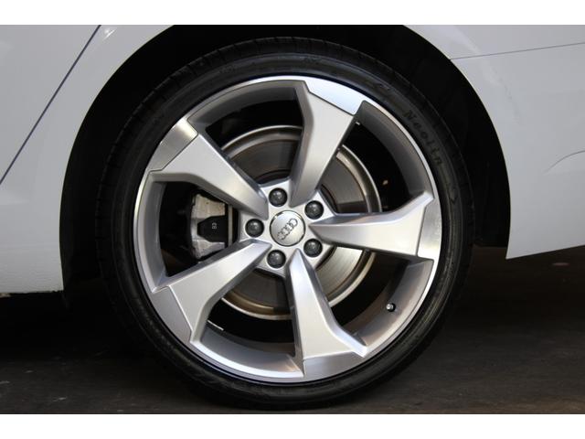 Ａ４アバント ２．０ＴＦＳＩ　ワンオーナー禁煙　新品コンプリート　ＡＣＣ　衝突軽減　レーンＡ　サイドＡ　バーチャルＣ　黒革　マトリクスＬＥＤ　ＣＡＲＰＬＡＹ　ナビ地デジＢカメラ　ＲＳタイプ新品１９ＡＷ　新品タイヤ　新品サスキット（54枚目）