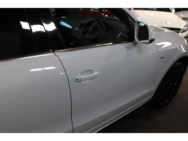 Q5 2.0TFSIクワトロ Sラインパッケージ 後期型 禁煙 グレイシアホワイト MMIナビ地デジBカメラ サイドカメラ クルコン Sライン専用エクステリア インテリア キャリパーペイント 電動バックドア 純正19AW ディーラー整備(69枚目)