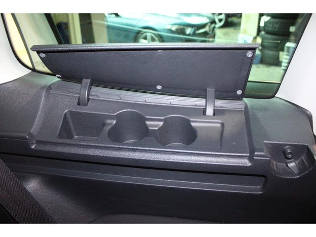 シャラン ＴＳＩ　ハイラインブルーモーションテクノロジー　禁煙　新品天張り張替済　キャンディホワイト　純正ナビ地デジＢカメラ　Ｂｌｕｅｔｏｏｔｈ　パドルシフト　クルコン　ハイライン専用インテリア　シートヒーター　電動バックドア　ディーラー整備記録簿８枚（42枚目）