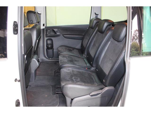 シャラン ＴＳＩ　ハイラインブルーモーションテクノロジー　禁煙　新品天張り張替済　キャンディホワイト　純正ナビ地デジＢカメラ　Ｂｌｕｅｔｏｏｔｈ　パドルシフト　クルコン　ハイライン専用インテリア　シートヒーター　電動バックドア　ディーラー整備記録簿８枚（46枚目）