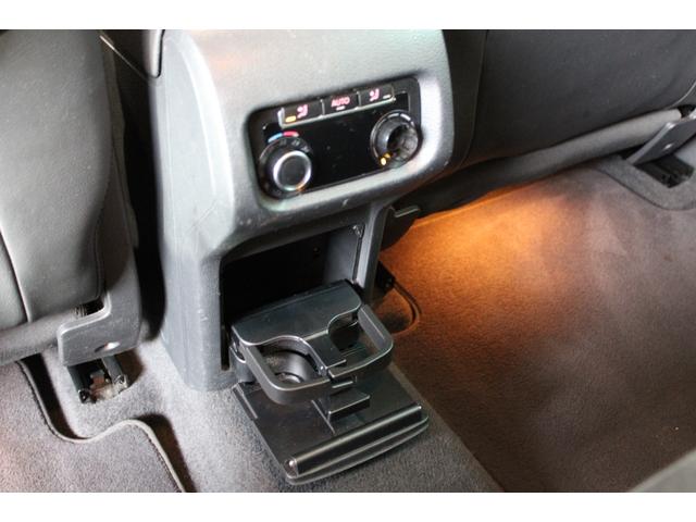 シャラン ＴＳＩ　ハイラインブルーモーションテクノロジー　禁煙　新品天張り張替済　キャンディホワイト　純正ナビ地デジＢカメラ　Ｂｌｕｅｔｏｏｔｈ　パドルシフト　クルコン　ハイライン専用インテリア　シートヒーター　電動バックドア　ディーラー整備記録簿８枚（49枚目）