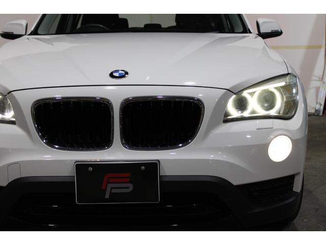 X1 sDrive 18i スポーツ 後期型 禁煙 ユーザー買取車両 アルピンホワイト ストラーダナビBカメラ コンフォートアクセス Bluetooth USB スポーツ専用インテリア エクステリア 純正18AW ヨコハマタイヤ(55枚目)