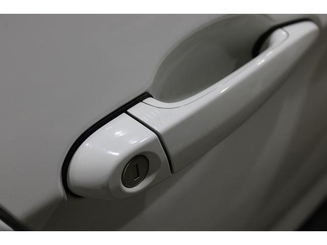 X1 sDrive 18i スポーツ 後期型 禁煙 ユーザー買取車両 アルピンホワイト ストラーダナビBカメラ コンフォートアクセス Bluetooth USB スポーツ専用インテリア エクステリア 純正18AW ヨコハマタイヤ(64枚目)