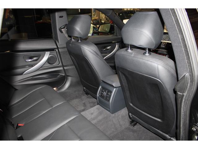 3シリーズ 320iグランツーリスモ Mスポーツ 禁煙 新品パーツコンプリート&ブラックカスタム&フルボトムリップ ブラックレザー Mタイプ新品20AW 新品タイヤ インテリジェントS 純正ナビ地デジBカメラ Bluetooth ディーラー整備(32枚目)