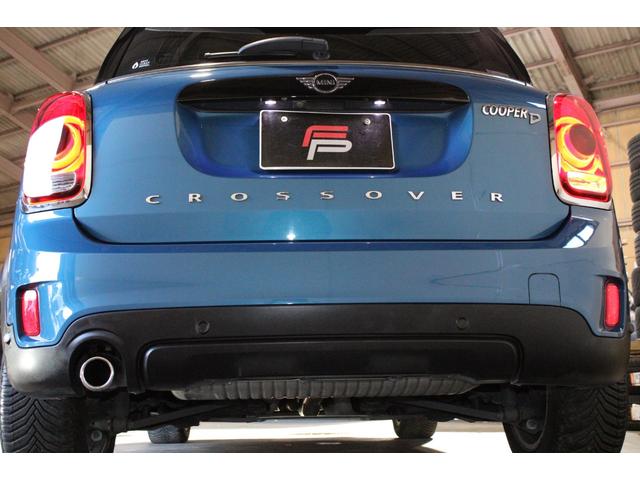 ＭＩＮＩ クーパーＤ　クロスオーバー　禁煙　アイランドブルー　インテリジェントＳ　ＡＣＣ　衝突軽減　純正ナビＢカメラ　Ｂｌｕｅｔｏｏｔｈ　ＵＳＢ　コンフォートＡ　ＬＥＤライト　電動バックドア　純正１７ＡＷ　ミシュランタイヤ　ディーラー整備（63枚目）