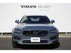 ２０２２年　Ｖ９０　Ｃｒｏｓｓ　Ｃｏｕｎｔｒｙ　Ｂ６　ＡＷＤ　Ｐｒｏ　サンダーグレーメタリック　Ｇｏｏｌｇｌｅ搭載車両入庫です。当社社用車。 2