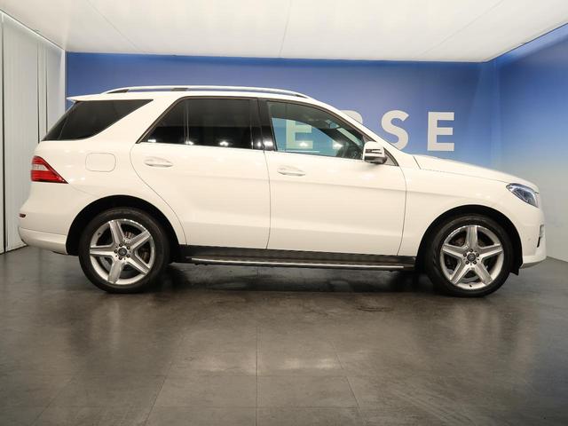 ML350ブルーテック4マチックAMGスポーツパック AMGエクスクルーシブPKG 黒革 全席シートヒーター レーダーセーフティ アルティコレザーダッシュボード 純正HDDナビ 全周囲カメラ 純正20インチAMGAW 電動リアゲート(19枚目)
