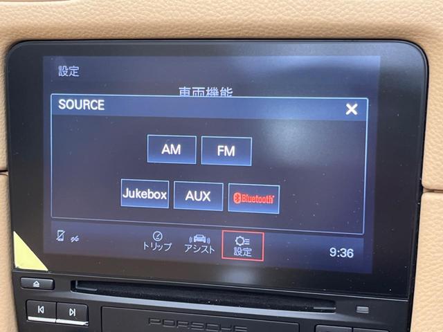 ７１８ボクスター　純正ＯＰ１９インチＡＷ　純正ＳＤナビ　バックカメラ　ベージュハーフレザーシート　シートヒーター　電動オープンソフトトップ　パドルシフト　アイドリングストップ　ＨＩＤヘッドライト　ＢＬＵＥＴＯＯＴｈ(6枚目)