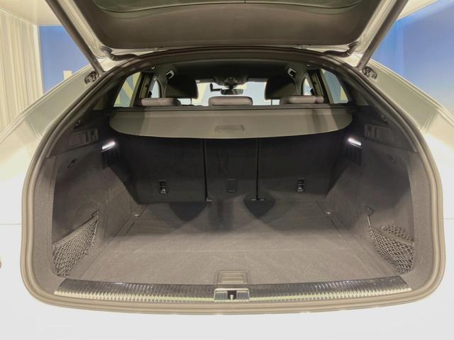 Ｑ５スポーツバック ４０ＴＤＩクワトロ　Ｓライン　Ｓライン＋ＰＫＧ　地デジＴＶチューナー　レーダークルーズコントロール　ＡｐｐｌｅＣａｒＰｌａｙ　純正ナビ　全周囲カメラ　電動リアゲート　パワーシート／シートヒーター　純正１９インチＡＷ　パドルシフト（12枚目）