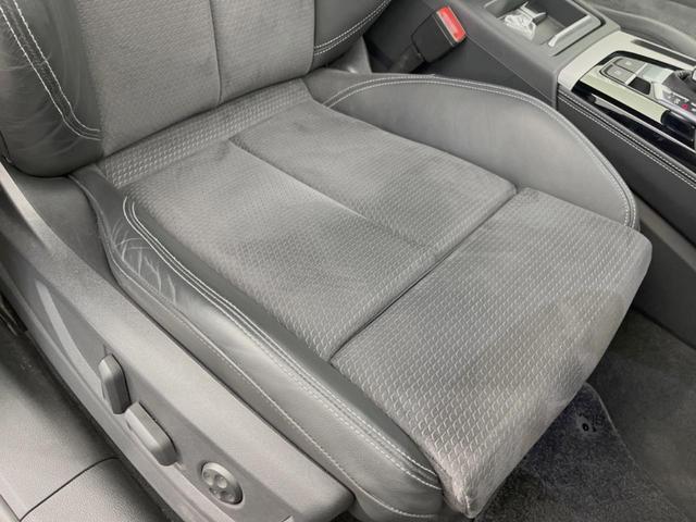 Ｑ５スポーツバック ４０ＴＤＩクワトロ　Ｓライン　Ｓライン＋ＰＫＧ　地デジＴＶチューナー　レーダークルーズコントロール　ＡｐｐｌｅＣａｒＰｌａｙ　純正ナビ　全周囲カメラ　電動リアゲート　パワーシート／シートヒーター　純正１９インチＡＷ　パドルシフト（29枚目）