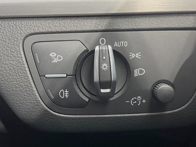 Ｑ５スポーツバック ４０ＴＤＩクワトロ　Ｓライン　Ｓライン＋ＰＫＧ　地デジＴＶチューナー　レーダークルーズコントロール　ＡｐｐｌｅＣａｒＰｌａｙ　純正ナビ　全周囲カメラ　電動リアゲート　パワーシート／シートヒーター　純正１９インチＡＷ　パドルシフト（34枚目）