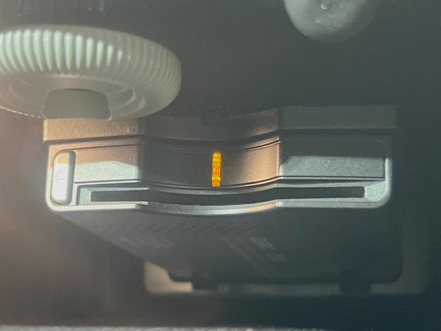 Eクラス E250 アバンギャルド ホワイトステッチ入革シート/シートヒーター レーダーセーフティPKG レーダークルーズコントロール バックカメラ 純正ナビ フルセグTV 18インチ5本スポークAMG製アルミ キーレスゴー ETC(51枚目)