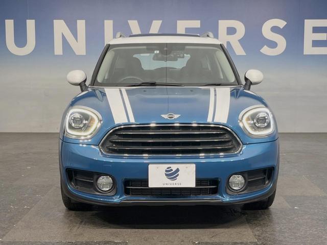 ＭＩＮＩ クーパーＤ　クロスオーバー　サンルーフ　ペッパーＰＫＧ　ＬＥＤヘッドライト／フォグランプ　アクティブクルーズコントロール　インテリジェントセーフティ　純正ナビ　バックカメラ　電動リアゲート　純正１７インチＡＷ　ミラー内蔵ＥＴＣ（12枚目）