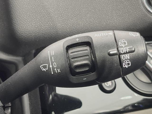 ＭＩＮＩ クーパーＤ　クロスオーバー　サンルーフ　ペッパーＰＫＧ　ＬＥＤヘッドライト／フォグランプ　アクティブクルーズコントロール　インテリジェントセーフティ　純正ナビ　バックカメラ　電動リアゲート　純正１７インチＡＷ　ミラー内蔵ＥＴＣ（23枚目）