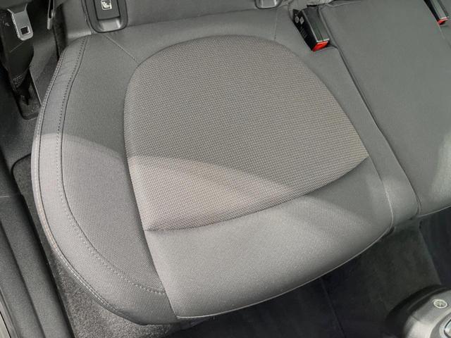 ＭＩＮＩ クーパーＤ　クロスオーバー　サンルーフ　ペッパーＰＫＧ　ＬＥＤヘッドライト／フォグランプ　アクティブクルーズコントロール　インテリジェントセーフティ　純正ナビ　バックカメラ　電動リアゲート　純正１７インチＡＷ　ミラー内蔵ＥＴＣ（32枚目）