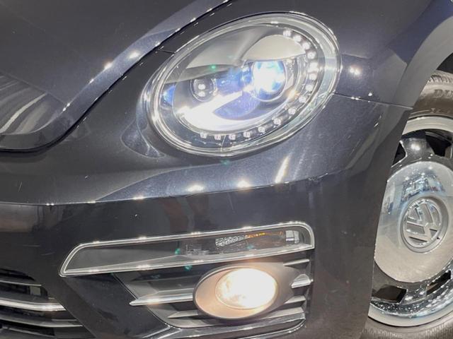 ザ・ビートル デザイン　バイキセノンヘッドライトＰＫＧ　７１６ＳＤＣＷナビＰＫＧ　フルセグＴＶ　クルーズコントロール　バックカメラ　カミングホーム／リビングホーム　純正１７インチＡＷ　ブラインドスポットモニター　オートライト（9枚目）