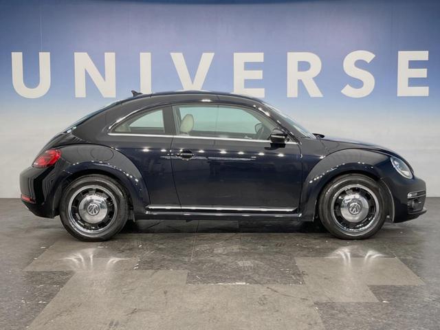 ザ・ビートル デザイン　バイキセノンヘッドライトＰＫＧ　７１６ＳＤＣＷナビＰＫＧ　フルセグＴＶ　クルーズコントロール　バックカメラ　カミングホーム／リビングホーム　純正１７インチＡＷ　ブラインドスポットモニター　オートライト（16枚目）