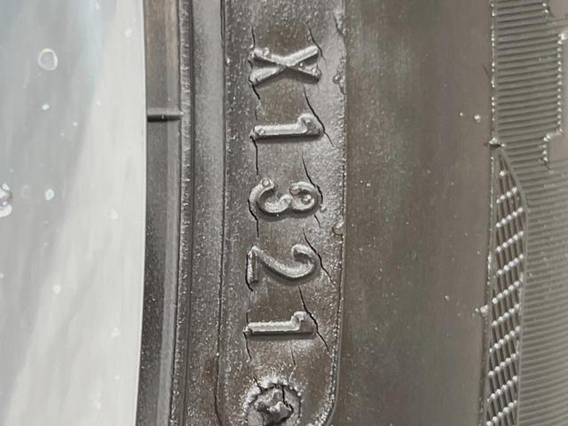 ザ・ビートル デザイン　バイキセノンヘッドライトＰＫＧ　７１６ＳＤＣＷナビＰＫＧ　フルセグＴＶ　クルーズコントロール　バックカメラ　カミングホーム／リビングホーム　純正１７インチＡＷ　ブラインドスポットモニター　オートライト（46枚目）