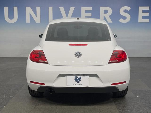 ザ・ビートル デザインレザーパッケージ クルーズコントロール パークディスタンスコントロール カミングホーム/リビングホーム ナビ フルセグTV 前席シートヒーター/ブラック革シート HIDヘッドライト 純正17インチAW パドルシフト(13枚目)