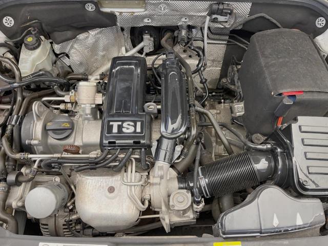 ザ・ビートル デザインレザーパッケージ クルーズコントロール パークディスタンスコントロール カミングホーム/リビングホーム ナビ フルセグTV 前席シートヒーター/ブラック革シート HIDヘッドライト 純正17インチAW パドルシフト(17枚目)