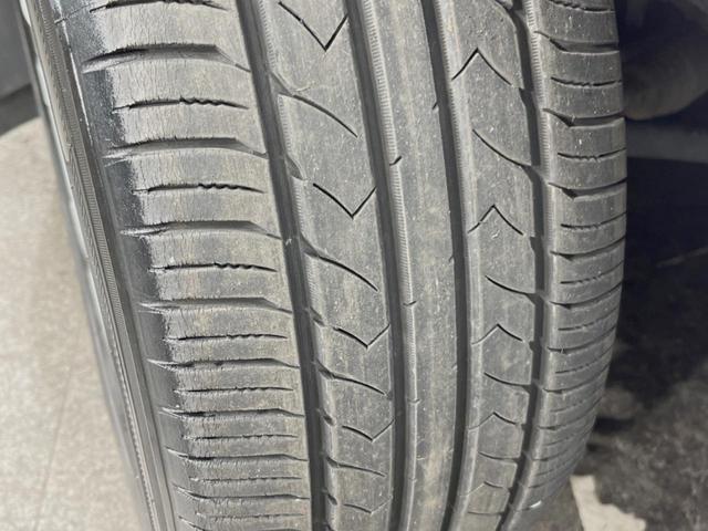 ザ・ビートル デザインレザーパッケージ クルーズコントロール パークディスタンスコントロール カミングホーム/リビングホーム ナビ フルセグTV 前席シートヒーター/ブラック革シート HIDヘッドライト 純正17インチAW パドルシフト(49枚目)