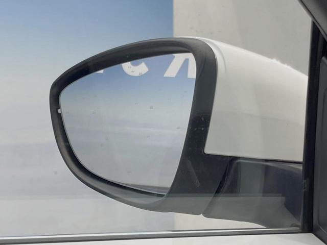 ザ・ビートル デザインレザーパッケージ クルーズコントロール パークディスタンスコントロール カミングホーム/リビングホーム ナビ フルセグTV 前席シートヒーター/ブラック革シート HIDヘッドライト 純正17インチAW パドルシフト(50枚目)