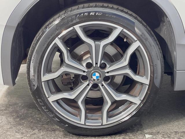 X2 xDrive 20i MスポーツX ハイラインパック ハイラインPKG ドライビングアシスト 電動リアゲート 純正ナビ バックカメラ 純正19インチAW LEDヘッドライト コンフォートアクセス パドルシフト 茶レザーシート パワーシート シートヒーター(27枚目)