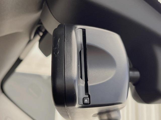 X1 xDrive 20i xライン ハイラインPKG コンフォートPKG オプション19インチアルミ 純正ナビ 衝突軽減システム レーンキープアシスト パワーバックドア 茶革シート 前席パワーシート/シートヒーター LEDヘッドライト(8枚目)