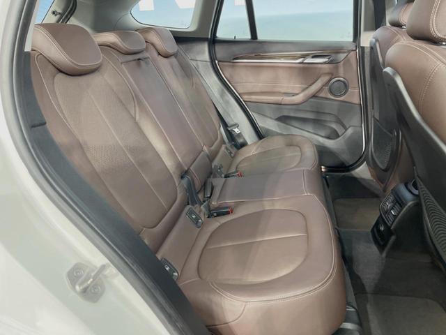 X1 xDrive 20i xライン ハイラインPKG コンフォートPKG オプション19インチアルミ 純正ナビ 衝突軽減システム レーンキープアシスト パワーバックドア 茶革シート 前席パワーシート/シートヒーター LEDヘッドライト(11枚目)