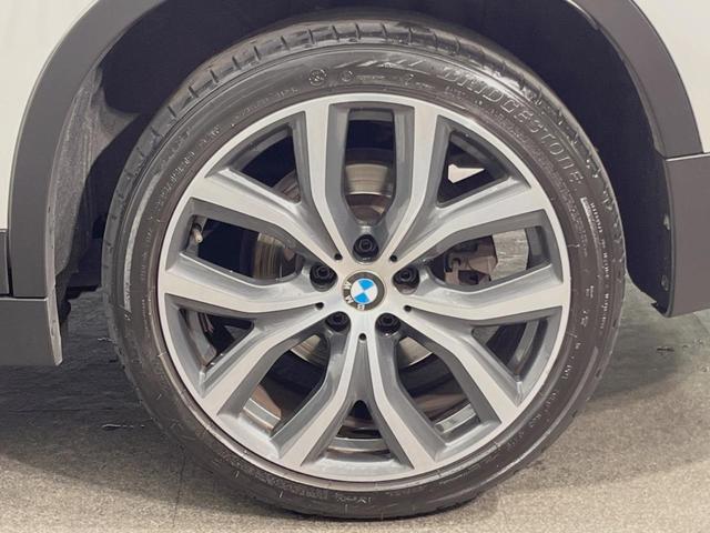 X1 xDrive 20i xライン ハイラインPKG コンフォートPKG オプション19インチアルミ 純正ナビ 衝突軽減システム レーンキープアシスト パワーバックドア 茶革シート 前席パワーシート/シートヒーター LEDヘッドライト(23枚目)