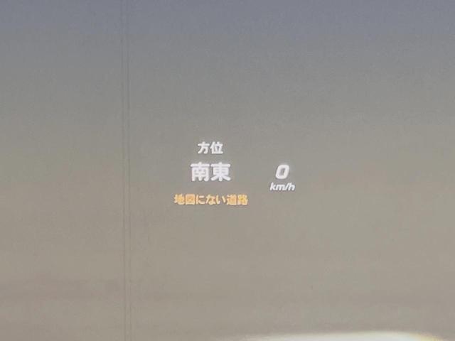 ＧＬＣ ＧＬＣ４３　４マチッククーペ　レザーエクスクルーシブＰＫＧ　ガラススライディングルーフ　レーダーセーフティＰＫＧ　Ｂｕｒｍｅｓｔｅｒサウンド　３６０°カメラ　全席シートヒーター　アダプティブハイビーム　純正ナビ　地デジＴＶ　ＨＵＤ（9枚目）