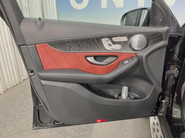 ＧＬＣ ＧＬＣ４３　４マチッククーペ　レザーエクスクルーシブＰＫＧ　ガラススライディングルーフ　レーダーセーフティＰＫＧ　Ｂｕｒｍｅｓｔｅｒサウンド　３６０°カメラ　全席シートヒーター　アダプティブハイビーム　純正ナビ　地デジＴＶ　ＨＵＤ（32枚目）