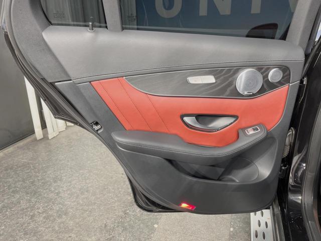 ＧＬＣ ＧＬＣ４３　４マチッククーペ　レザーエクスクルーシブＰＫＧ　ガラススライディングルーフ　レーダーセーフティＰＫＧ　Ｂｕｒｍｅｓｔｅｒサウンド　３６０°カメラ　全席シートヒーター　アダプティブハイビーム　純正ナビ　地デジＴＶ　ＨＵＤ（34枚目）