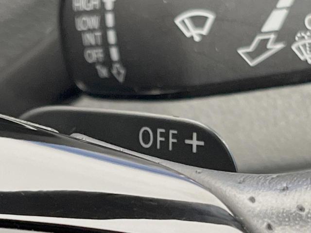 ポロ クロスポロ　アダプティブクルーズコントロール　ＨＩＤヘッドランプＰＫＧ　７１６ＳＤＣＷＰＫＧ　バックカメラ　ＣＤ／ＤＶＤ再生　フルセグＴＶ　純正１７インチＡＷ　オートエアコン　衝突被害軽減ブレーキ　キーレス（43枚目）