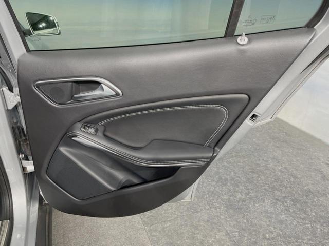 ＧＬＡクラス ＧＬＡ２２０　４マチック　パノラミックスライディングルーフ　レーダーセーフティＰＫＧ　プレミアムＰＫＧ　ｈａｒｍａｎ／ｋａｒｄｏｎサウンド　前席シートヒーター／パワーシート　純正ナビ　フルセグＴＶ　バックカメラ　電動リアゲート（33枚目）
