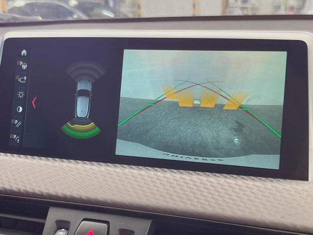 Ｘ２ ｘＤｒｉｖｅ　２０ｉ　ＭスポーツＸ　アドバンスドアクティブセーフティＰＫＧ　ドライビングアシスト　アクティブクルーズコントロール　純正ナビ　バックカメラ　パワーバックドア　前席シートヒーター　純正１９インチ５本Ｙ字スポークＡＷ　ＥＴＣ（7枚目）