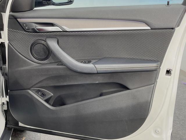 Ｘ２ ｘＤｒｉｖｅ　２０ｉ　ＭスポーツＸ　アドバンスドアクティブセーフティＰＫＧ　ドライビングアシスト　アクティブクルーズコントロール　純正ナビ　バックカメラ　パワーバックドア　前席シートヒーター　純正１９インチ５本Ｙ字スポークＡＷ　ＥＴＣ（32枚目）