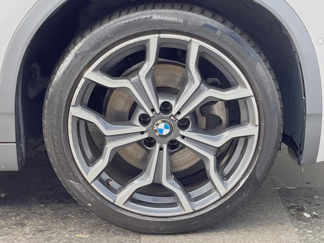 Ｘ２ ｘＤｒｉｖｅ　２０ｉ　ＭスポーツＸ　アドバンスドアクティブセーフティＰＫＧ　ドライビングアシスト　アクティブクルーズコントロール　純正ナビ　バックカメラ　パワーバックドア　前席シートヒーター　純正１９インチ５本Ｙ字スポークＡＷ　ＥＴＣ（35枚目）