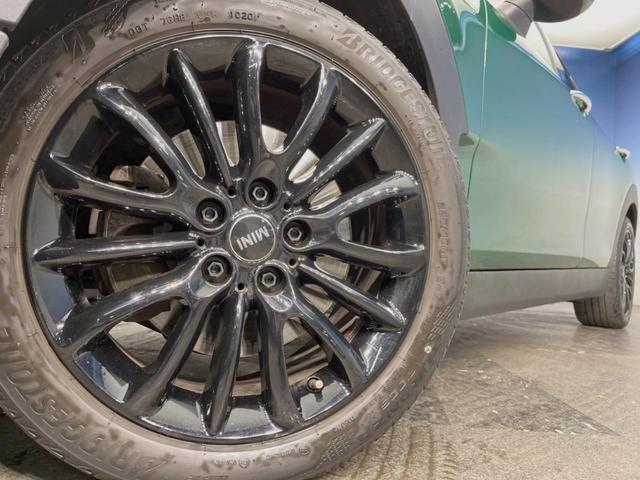 MINI クーパーD クラブマン ペッパーPKG LEDヘッドライト アクティブクルーズコントロール インテリジェントセーフティ 純正ナビ バックカメラ Bluetooth 純正17インチAW コンフォートアクセス オートエアコン(18枚目)