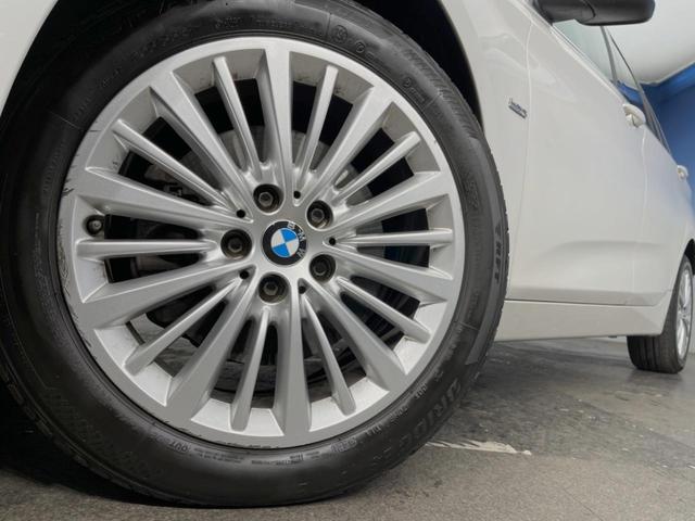 ２シリーズ ２１８ｉグランツアラー　ラグジュアリー　アドバンスドアクティブセーフティ／パーキングサポート／コンフォートＰＫＧ　純正ナビ　バックカメラ　パワーバックドア　茶革シート　前席シートヒーター／パワーシート　純正１７インチＡＷ　ＬＥＤヘッドライト（20枚目）