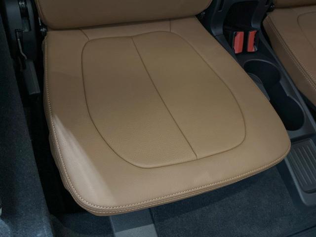 ２シリーズ ２１８ｉグランツアラー　ラグジュアリー　アドバンスドアクティブセーフティ／パーキングサポート／コンフォートＰＫＧ　純正ナビ　バックカメラ　パワーバックドア　茶革シート　前席シートヒーター／パワーシート　純正１７インチＡＷ　ＬＥＤヘッドライト（31枚目）