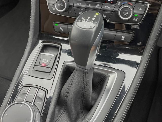 ２シリーズ ２１８ｉグランツアラー　ラグジュアリー　アドバンスドアクティブセーフティ／パーキングサポート／コンフォートＰＫＧ　純正ナビ　バックカメラ　パワーバックドア　茶革シート　前席シートヒーター／パワーシート　純正１７インチＡＷ　ＬＥＤヘッドライト（54枚目）