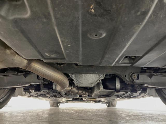 Ｃクラス Ｃ２２０ｄ　ローレウスエディション　レーダーセーフティＰＫＧ　純正ナビ　コックピットディスプレイ　バックカメラ　フルセグＴＶ　半革シート　前席シートヒーター／パワーシート　ＬＥＤヘッドランプ／ハイビームアシスト　パドルシフト　ＥＴＣ（21枚目）