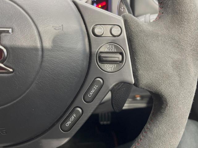 ＧＴ－Ｒ ニスモ　４ＷＤ　ＢＯＳＥサウンドシステム　ドライカーボン製トランクリッド　ＲＡＹＳ製２０インチアルミ　ＲＥＣＡＲＯ製ＮＩＳＭＯロゴ入シート　クルコン　純正ナビ　バックカメラ　エンドレス製ブレーキローター（4枚目）