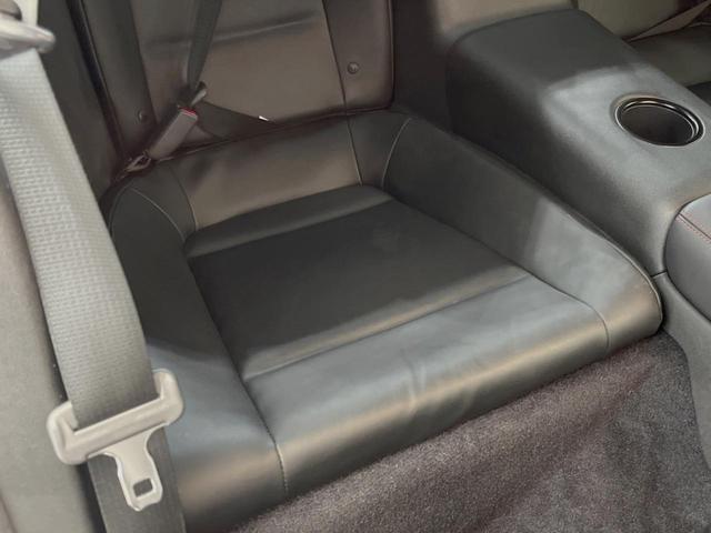 ＧＴ－Ｒ ニスモ　４ＷＤ　ＢＯＳＥサウンドシステム　ドライカーボン製トランクリッド　ＲＡＹＳ製２０インチアルミ　ＲＥＣＡＲＯ製ＮＩＳＭＯロゴ入シート　クルコン　純正ナビ　バックカメラ　エンドレス製ブレーキローター（26枚目）