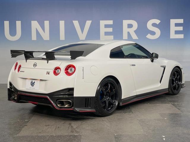 ＧＴ－Ｒ ニスモ　４ＷＤ　ＢＯＳＥサウンドシステム　ドライカーボン製トランクリッド　ＲＡＹＳ製２０インチアルミ　ＲＥＣＡＲＯ製ＮＩＳＭＯロゴ入シート　クルコン　純正ナビ　バックカメラ　エンドレス製ブレーキローター（44枚目）